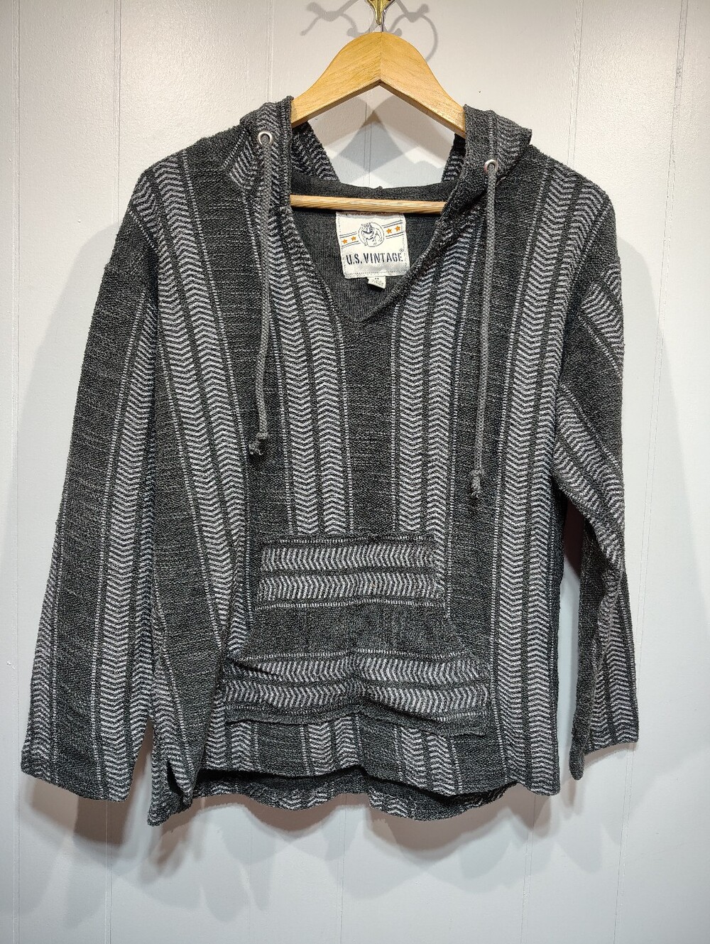 U.S. Vintage Charcoal Gray Baja Hoodie Kangaroo Pocket Gorpcore Pullover Medium